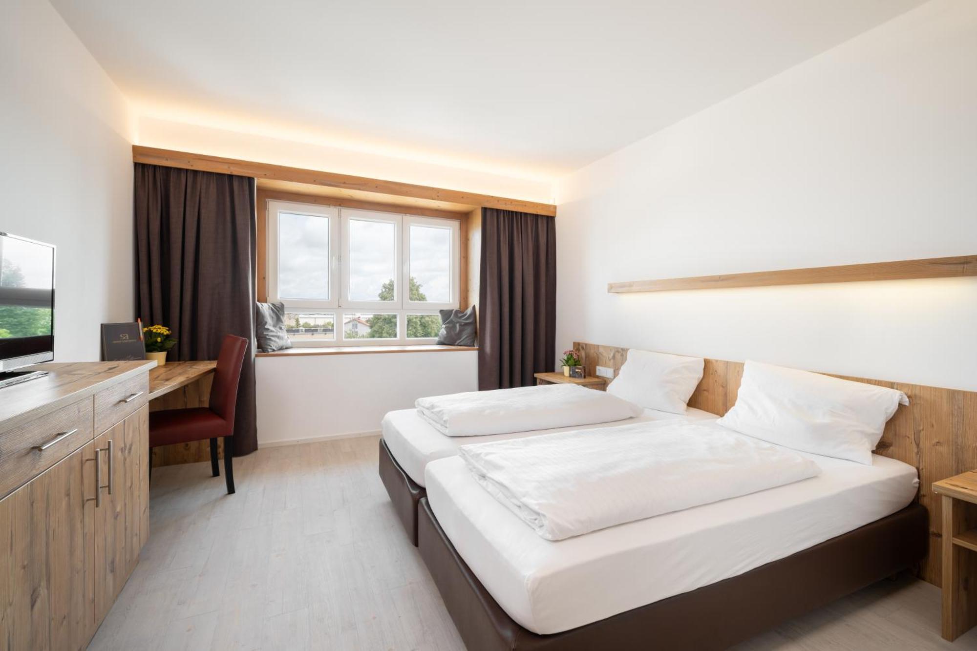 Snooze Apartments Holzkirchen  Eksteriør bilde