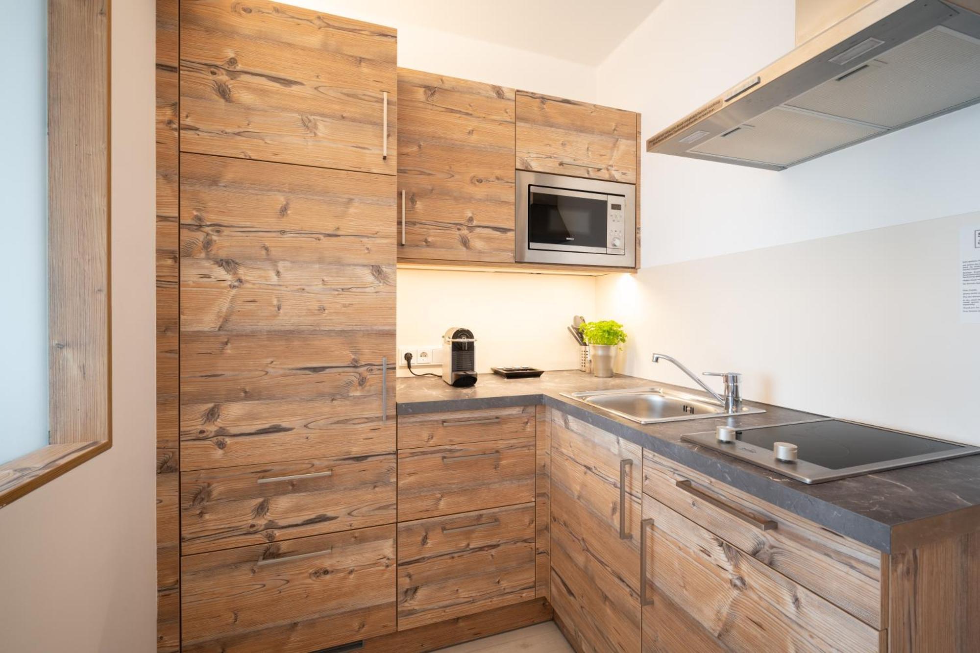Snooze Apartments Holzkirchen  Eksteriør bilde