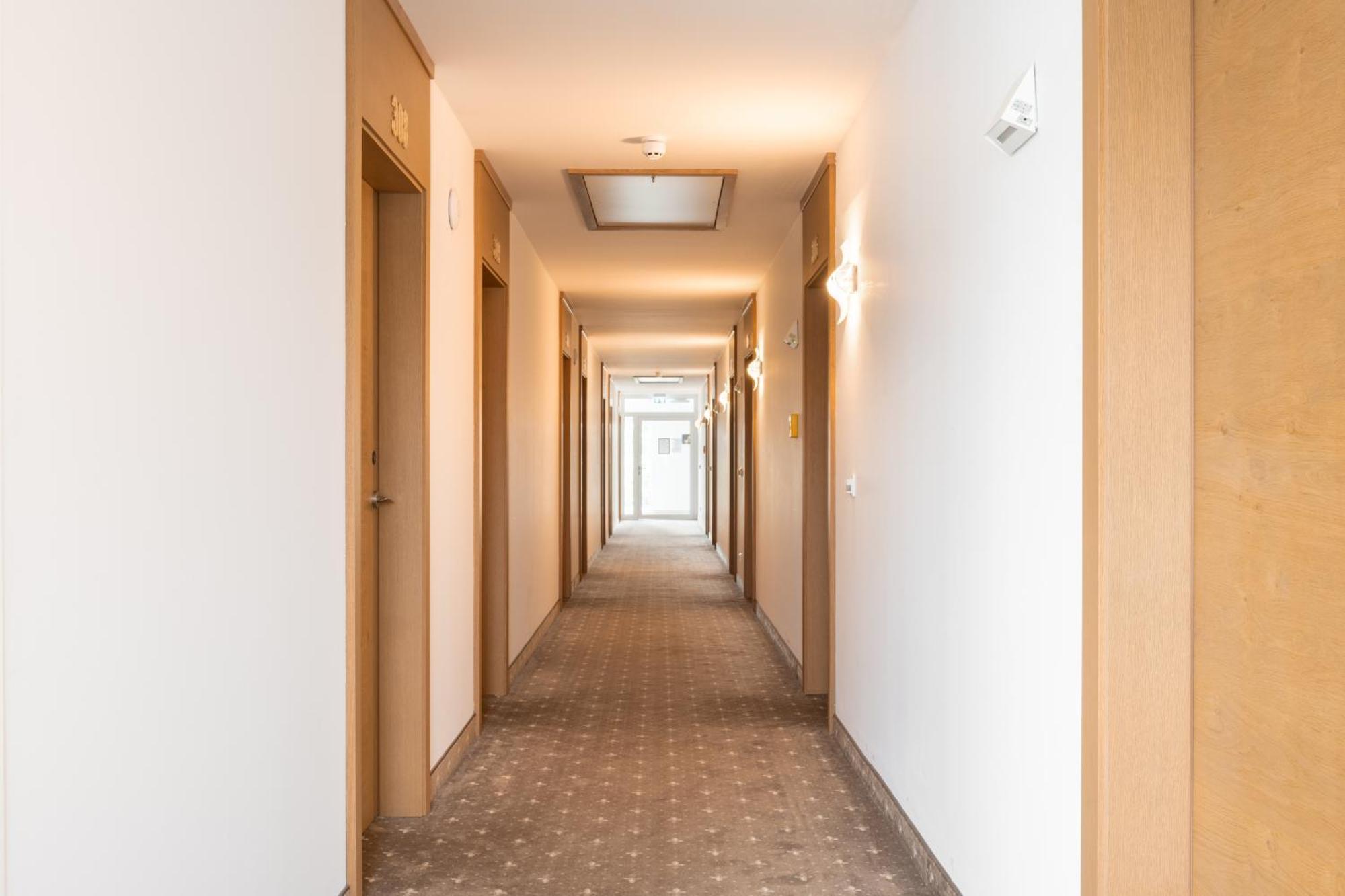 Snooze Apartments Holzkirchen  Eksteriør bilde